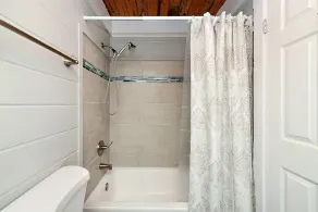 Venez rester dans cette belle maison 3 BR qui était sur HGTV Beach Front Bargain Hunt! - Image 4