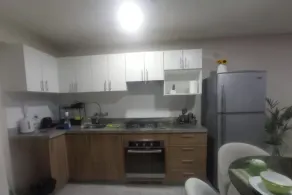 Central Suite - Image 5
