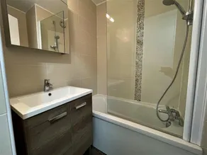 200m des commerces, 2ème étage, balcon, télévision, casier à ski, 36m², Les Menuires - Image 2