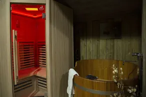 Pretty Norman cottage with indoor and heated pool, sauna and spa - Image 3