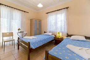 Villa Captain Fotis 4 – Pet-Friendly Apartment with Sea View & Balcony - Image 5