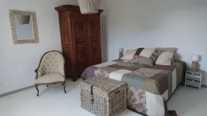 renoveret og behageligt hus i en provencalsk bondegård omgivet af vinmarker - Image 5