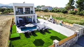 SunWhite Villas - Private Pool & Cozy Atmosphere, by ZanteWize - Image 1