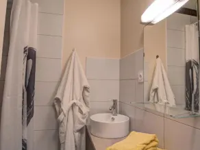 Ruhiges 3-Zimmer-Haus mit Kamin, Haustiere erlaubt - Image 3