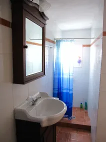 Luxury 100 m2 house in the centre of Naxos - Image 2