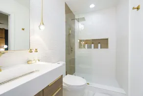 Mid Century Modern townhome in Historical Downtown Noblesville - Image 3