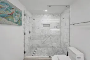 Luxury Condo On The Beach. Huge Private Balcony. 5-Star Amenities - Image 4