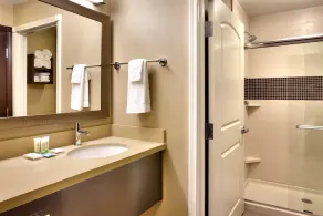 Hallenbad + Whirlpool | Voll ausgestattete Suite - Image 4