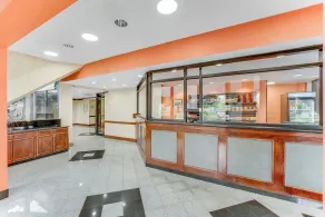 Red Carpet Inn & Suites - Image 2