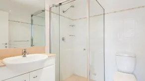 NABILLA by Palm Beach Holiday Rentals. - Image 3