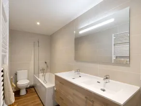 Séjour Montagnard Confortable à Formiguères : 4 Chambres, 9 min de la Station avec Terrasse Privée ! - Image 4
