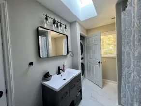 Newly renovated 3 Bed 2 Bath house near downtown, WF University, and Reynolda. - Image 4