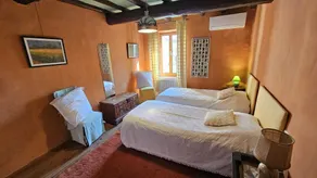 Charming village house, between vineyards and garrigue - Image 4