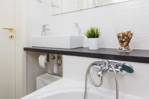 Studio apartment in the city center - Image 5