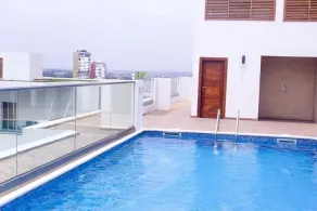 Luxury studio apartment less than 10minutes from the Airport. - Image 5
