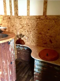Field hut, a secluded and peaceful retreat. - Image 4