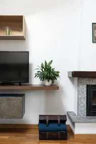 The Fascinating Cozy Home Barbagialla is an Apt. in the historic center of Como - Image 2