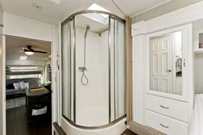 Large Glamper w/ Hot Tub and full bathroom-sleep 6 - Image 3