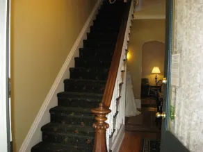 Beautiful Victorian Home - Image 2