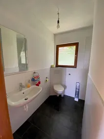 A small cabin with a superb view and plenty of space for families - Image 2