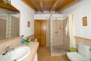 Pollensa retreat, walk to Old Town and 6km to beach! - Image 5