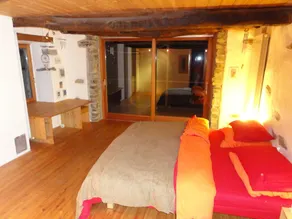 Lovingly restored traditional house at the fringe of an ancient village - Image 3