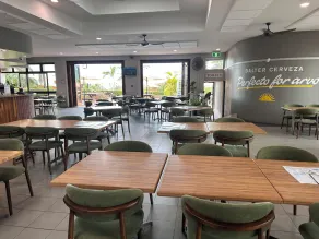 Hervey Bay Hotel & Resort - Image 3