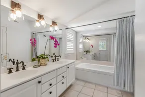 SECOND WIND ~ Charming 2 Bedroom, 2 Bathroom Home w/ Pool! - Image 2