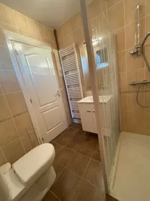 House with private pool and garden near the river. - Image 2