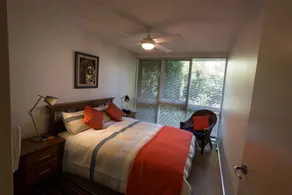 Restez dans * STYLE * au coeur de Richmond; Confortable, spacieux, Walk Score 95, parking - Image 4