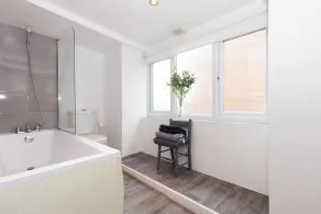 Sleep & Stay Oxford - Iffley Penthouse Inc Parking - Image 2