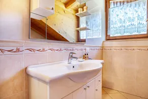Apartment 'Cuore Delle Dolomiti' mit Bergblick, privater Terrasse und Balkon - Image 3