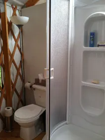 Alquiler Yurta en 80 acres privada - Image 2