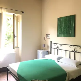 Wonderful Period Residence with Medieval Tower - Image 3