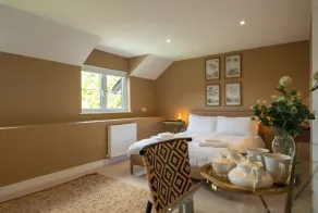 Stunning Barn Conversion | Hot Tub | Log Burner | Near Woolacombe & Croyde Beach - Image 3