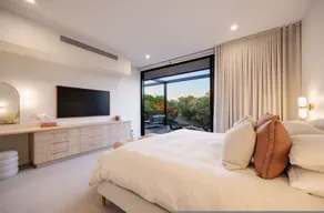 The Indoor-Outdoor Retreat - Heated Pool, Spa & Cinema - Image 5