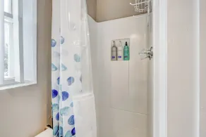 Boutique Studio in Olde Town | Walk to Light Rail - Image 5