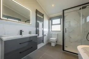 14 Westgate - Image 4