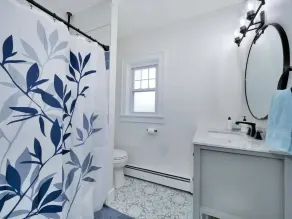 Hudson River Valley Gem! Centrally located to Beacon and West Point - Image 3
