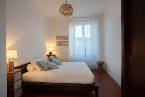 Cozy apartment with attention to detail in great location - Image 5