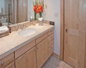 Two Bedroom at the Lodge At Vail - Image 3
