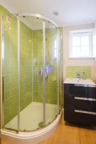 8 Saxonfields - Image 3