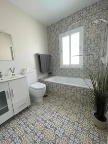 Villa \"Salida Del Sol\" with Sea & Mountain View, Heated Pool & Terrace - Image 2