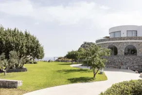 Pristine Seaview Villa , with 5-Star Resort Access - Image 5