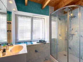 Skøn privat feriebolig for 4 personer med WIFI, TV og terrasse - Image 2
