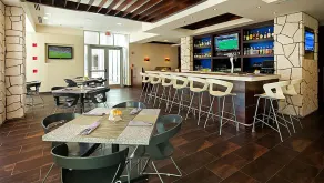 Studio - Westin Lagunamar Ocean Resort - Full Resort Access - Image 5