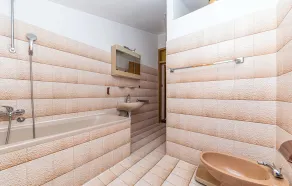 Two-Bedroom Apartment In Kastel Kambelovac - Image 5