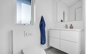 3 Bedroom Beach Front Home In Glesborg - Image 4