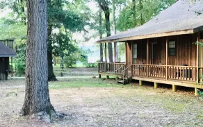 Lake house on Toledo Bend Reservoir  - Image 2