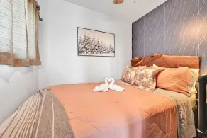 ‘Scenic Escapes’ Romantic Pine Grove Getaway! - Image 5